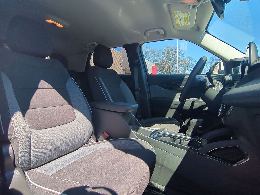 Thumbnail: 2025 Chevrolet TrailBlazer - 30