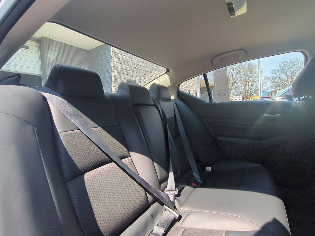 Thumbnail: 2025 Nissan Altima - 29