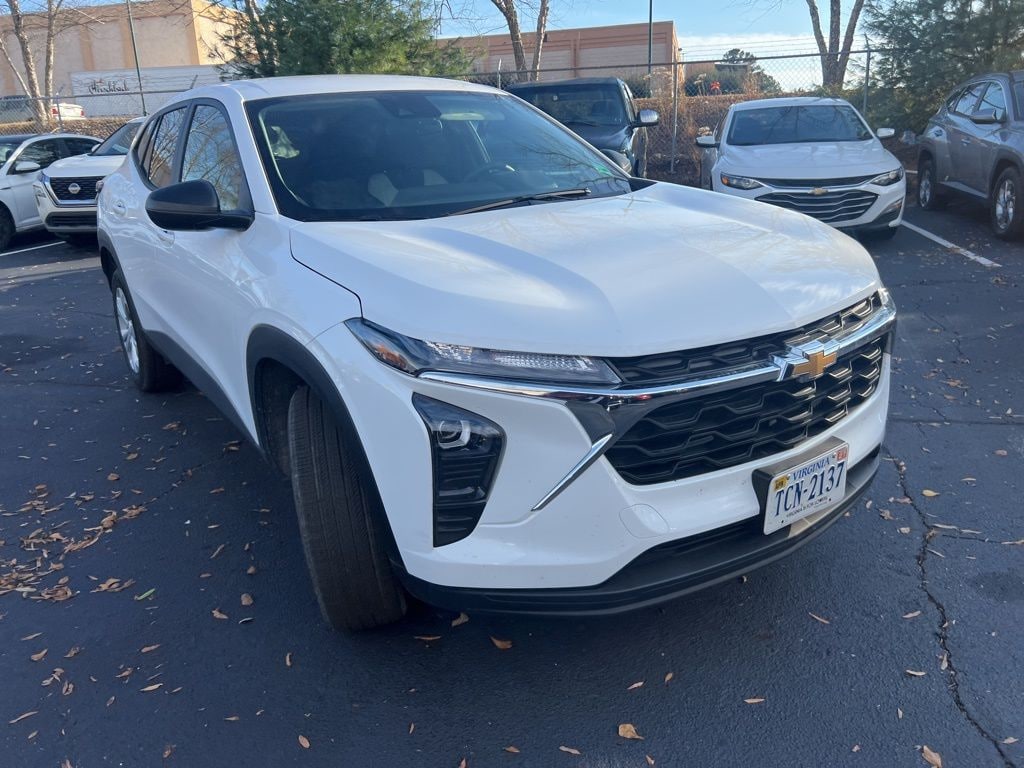 Certified 2025 Chevrolet Trax LS SUV