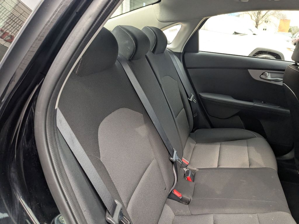 Thumbnail: 2024 Kia Forte - 26