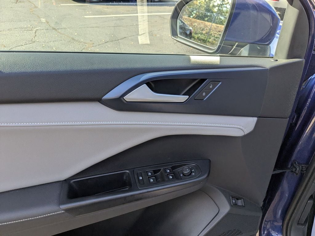 Thumbnail: 2024 Volkswagen Taos - 13