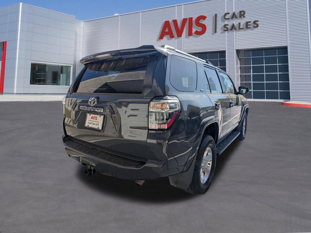Thumbnail: 2024 Toyota 4Runner - 6