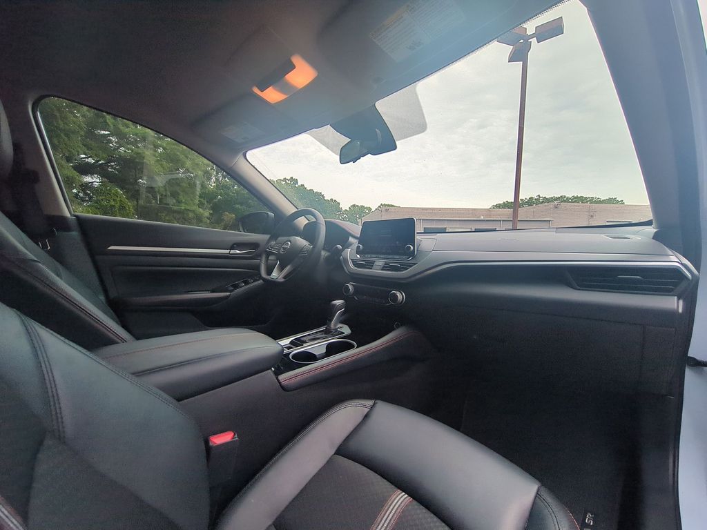 Thumbnail: 2025 Nissan Altima - 31