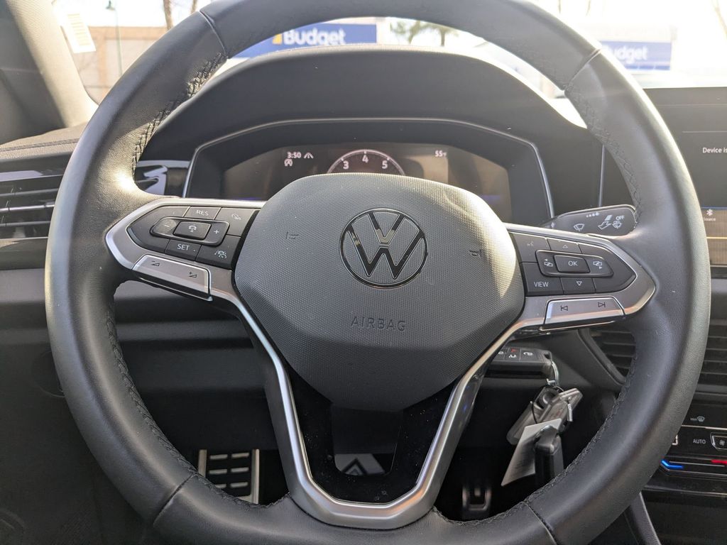 Thumbnail: 2025 Volkswagen Jetta - 14