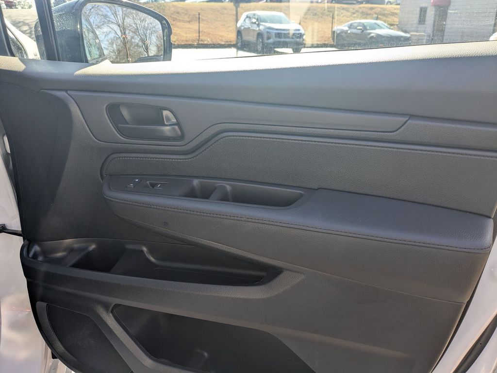 Thumbnail: 2025 Honda Odyssey - 30