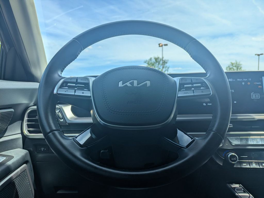 Thumbnail: 2025 Kia Telluride - 21