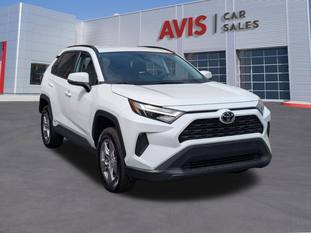 Thumbnail: 2025 Toyota RAV4 - 3