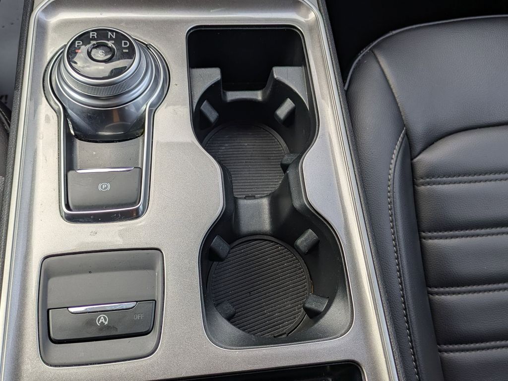 Thumbnail: 2024 Ford Edge - 16