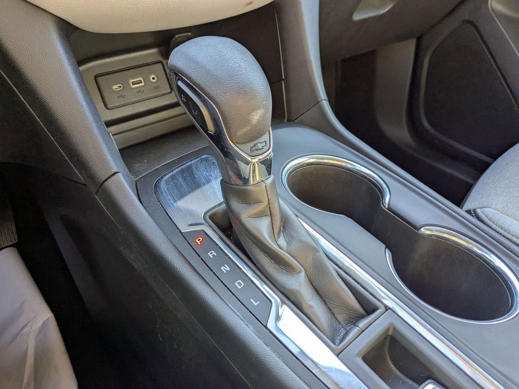 Thumbnail: 2023 Chevrolet Equinox - 21