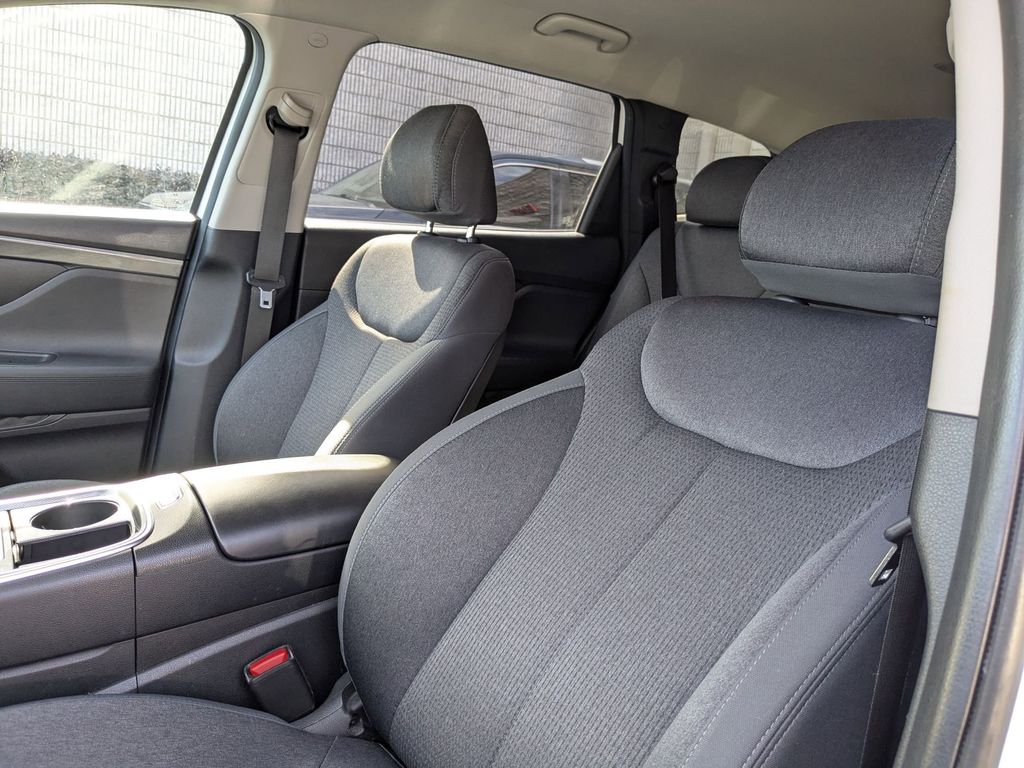 Thumbnail: 2023 Hyundai Santa Fe - 22