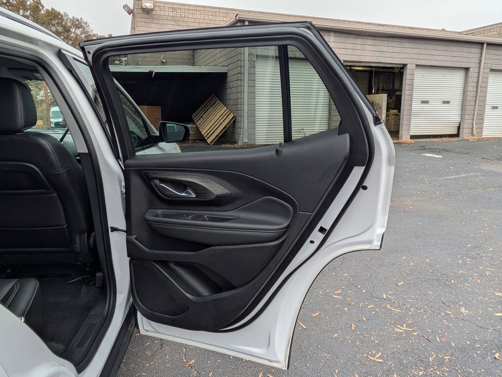 Thumbnail: 2024 GMC Terrain - 28