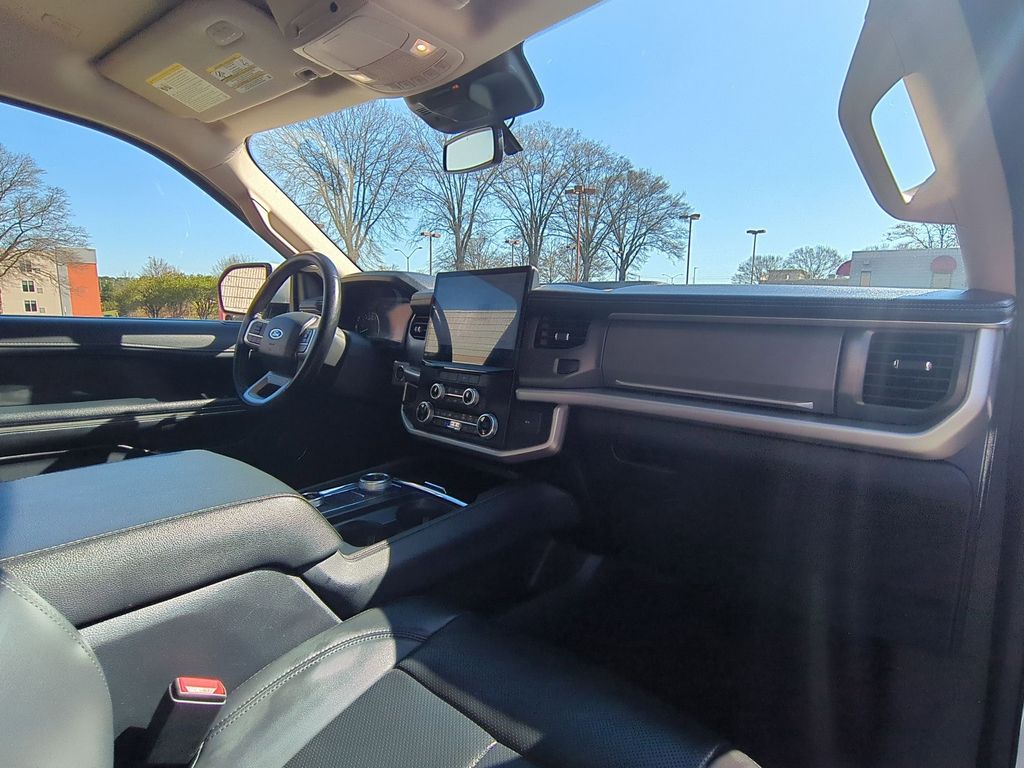Thumbnail: 2024 Ford Expedition MAX - 33