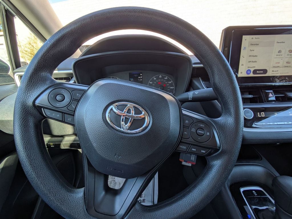 Thumbnail: 2025 Toyota Corolla - 16