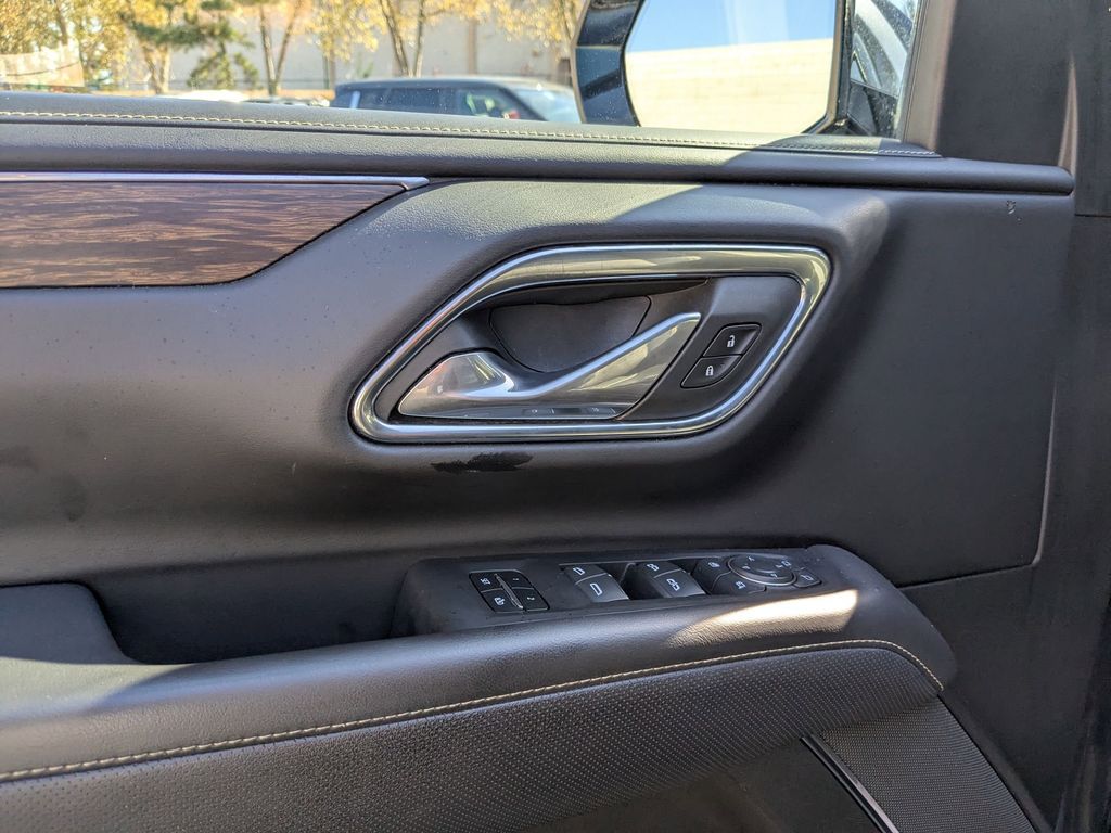 Thumbnail: 2023 Chevrolet Suburban - 13