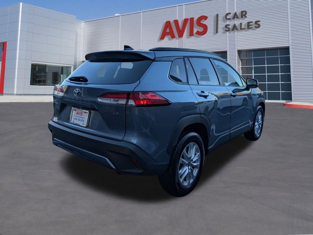 Thumbnail: 2025 Toyota Corolla Cross - 6