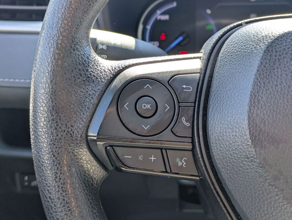 Thumbnail: 2025 Toyota RAV4 - 21