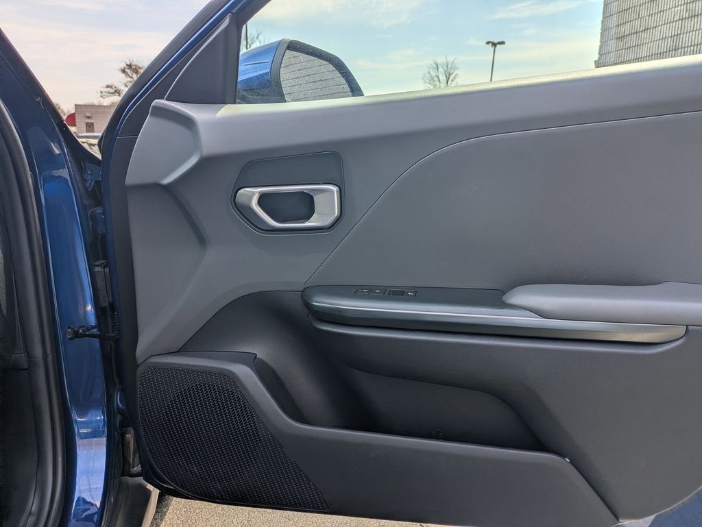 Thumbnail: 2025 Kia K4 - 31