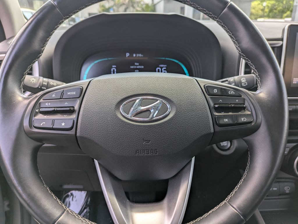 Thumbnail: 2025 Hyundai Venue - 21