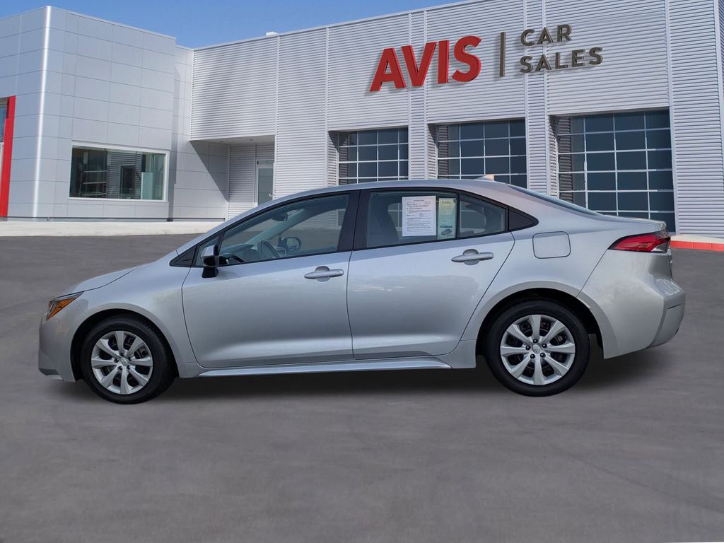 Thumbnail: 2025 Toyota Corolla - 10