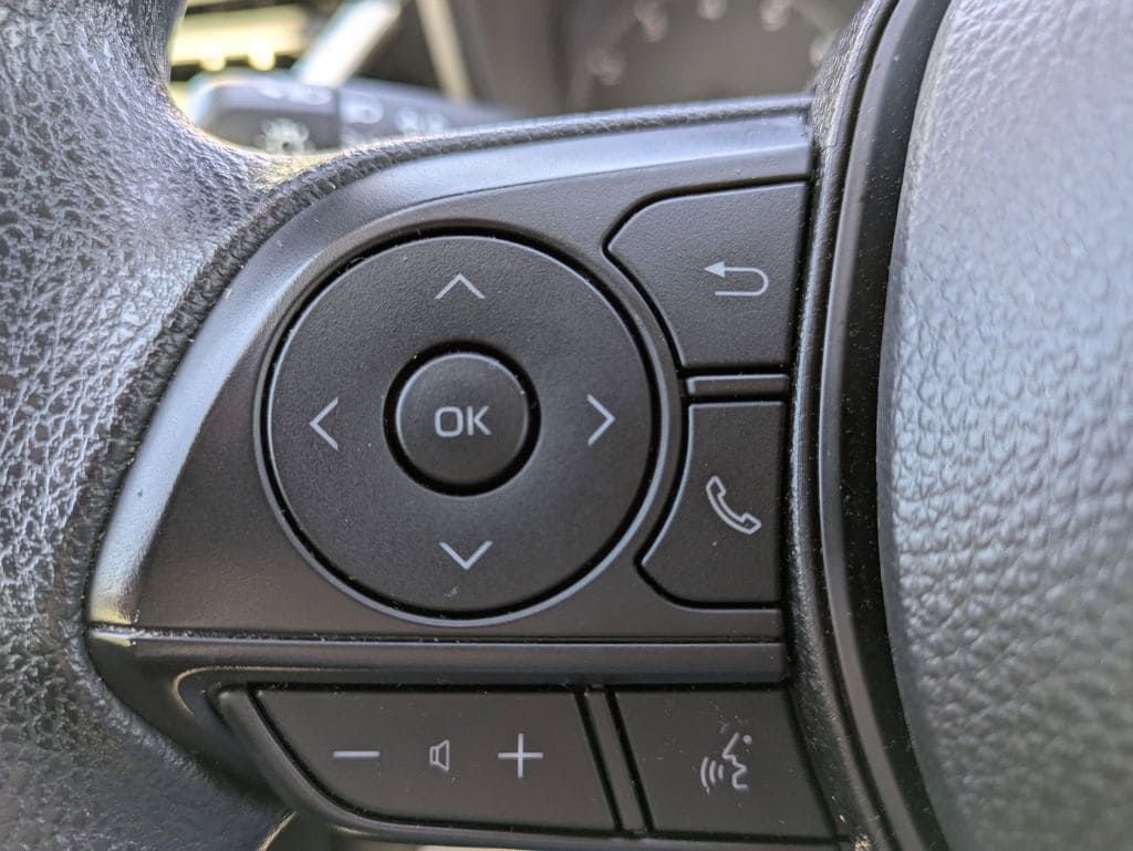 Thumbnail: 2025 Toyota Corolla - 17