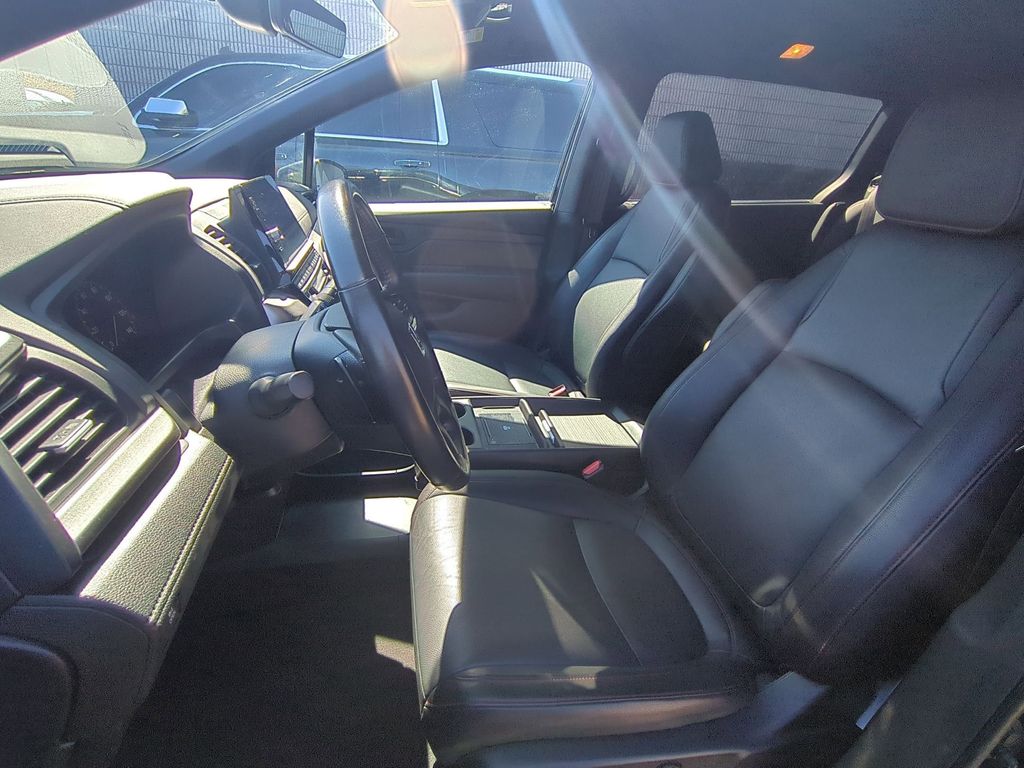 Thumbnail: 2025 Honda Odyssey - 24