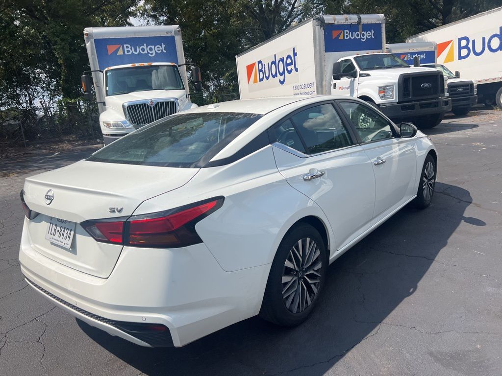 Thumbnail: 2024 Nissan Altima - 6