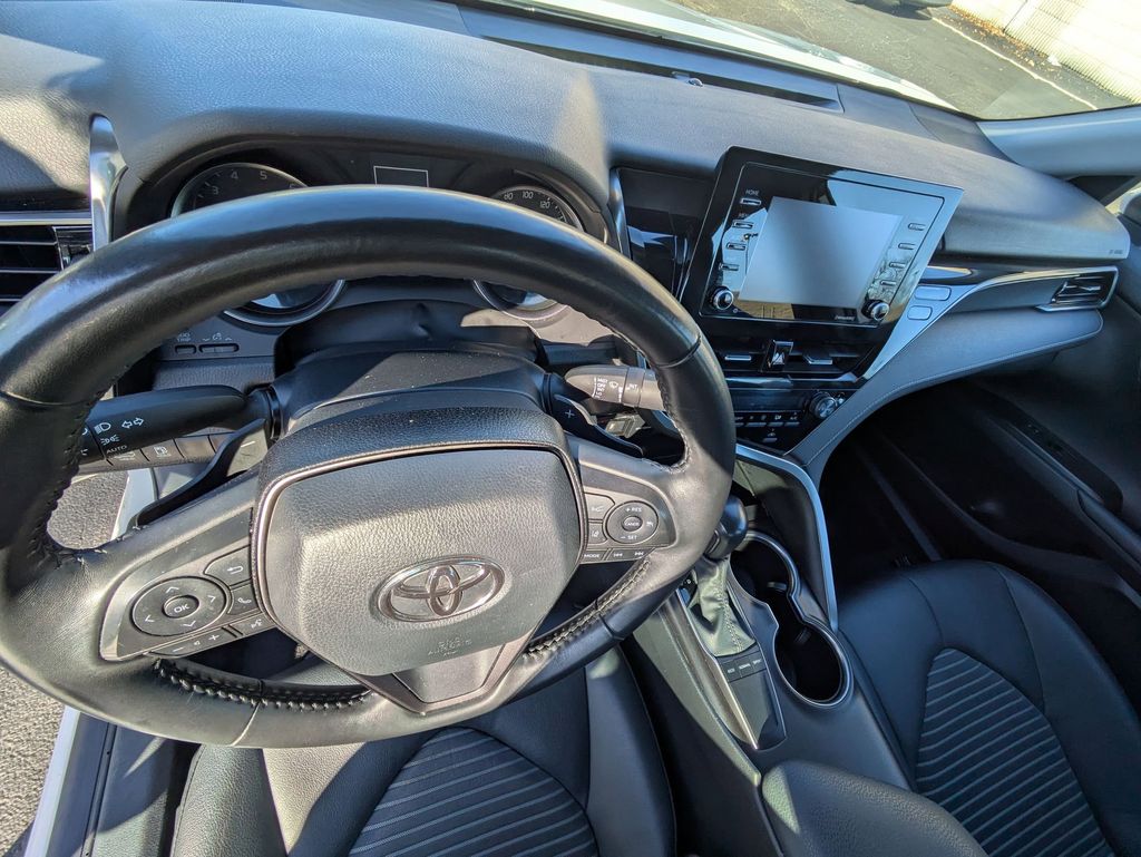 Thumbnail: 2024 Toyota Camry - 13