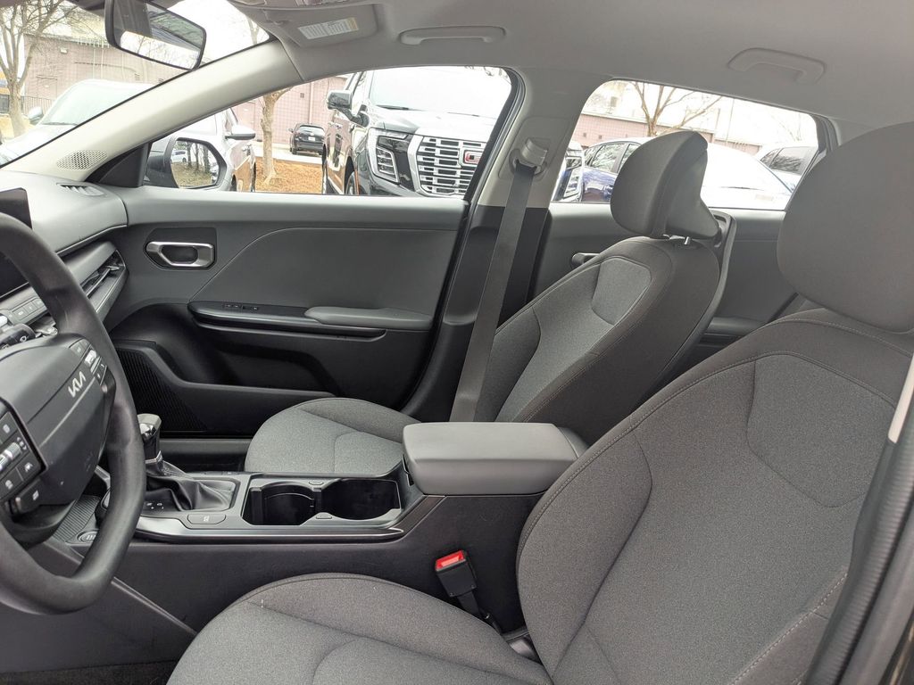 Thumbnail: 2025 Kia K4 - 22