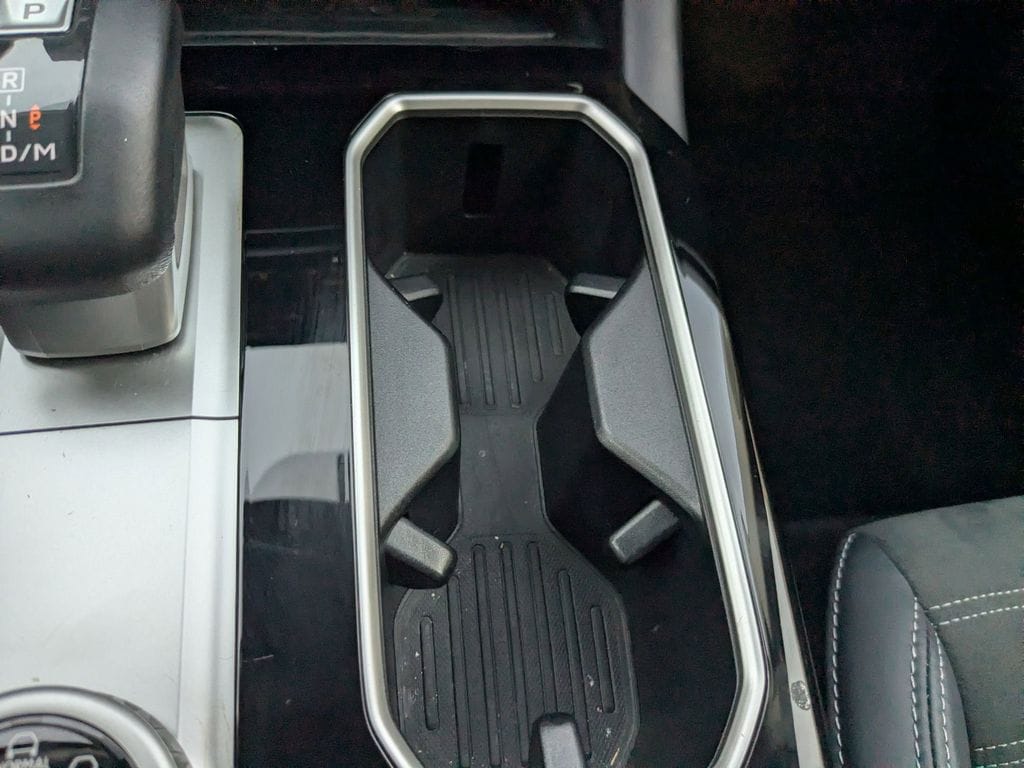 Thumbnail: 2025 Mitsubishi Outlander - 17