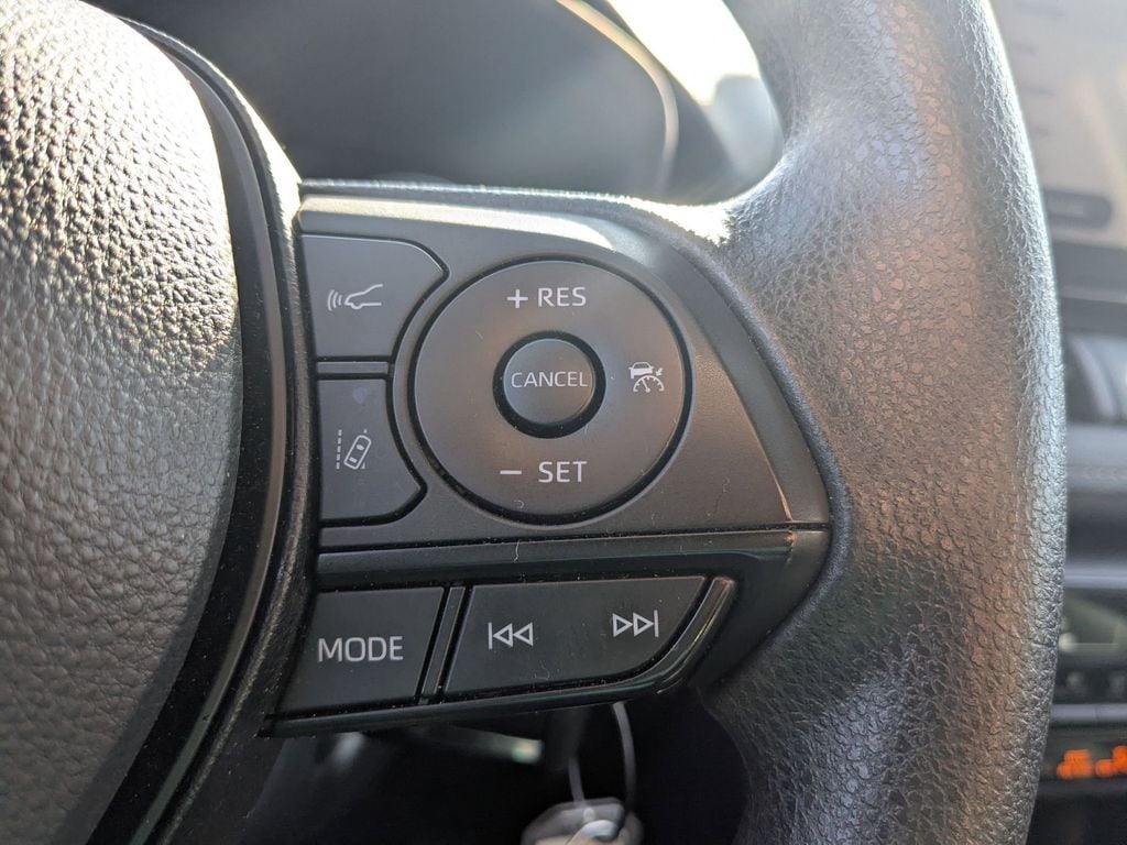 Thumbnail: 2024 Toyota RAV4 - 16