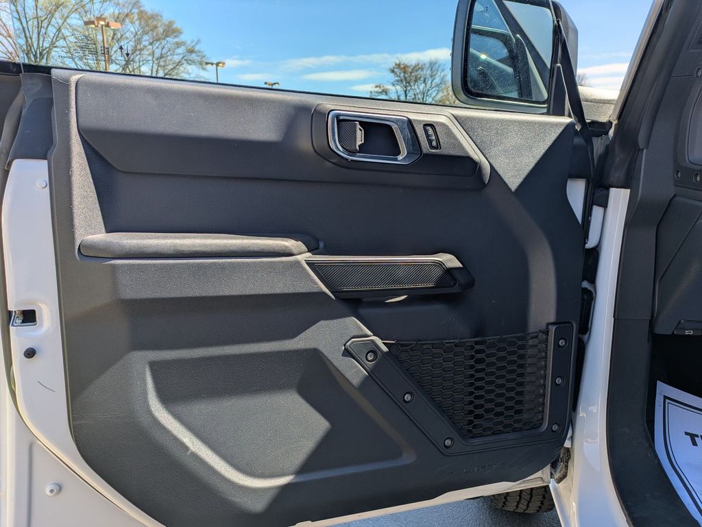 Thumbnail: 2025 Ford Bronco - 11