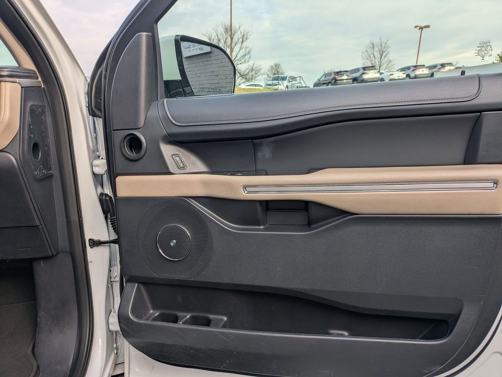 Thumbnail: 2024 Ford Expedition MAX - 33