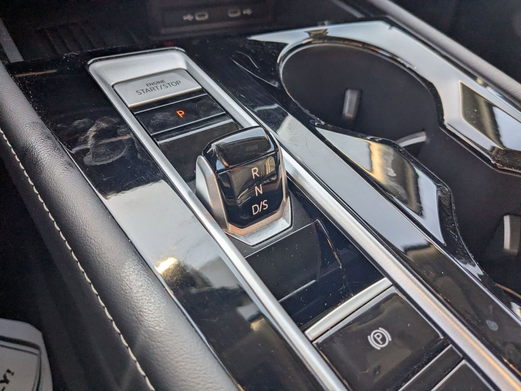 Thumbnail: 2025 Volkswagen Atlas - 18