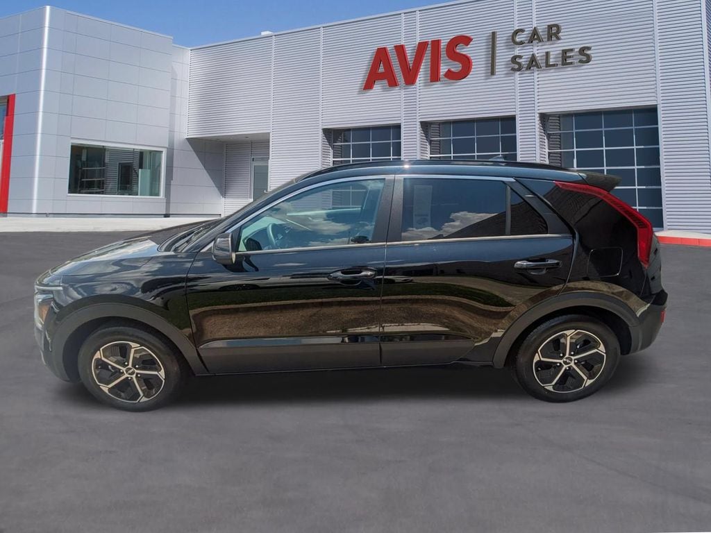 Thumbnail: 2025 Kia Niro - 10