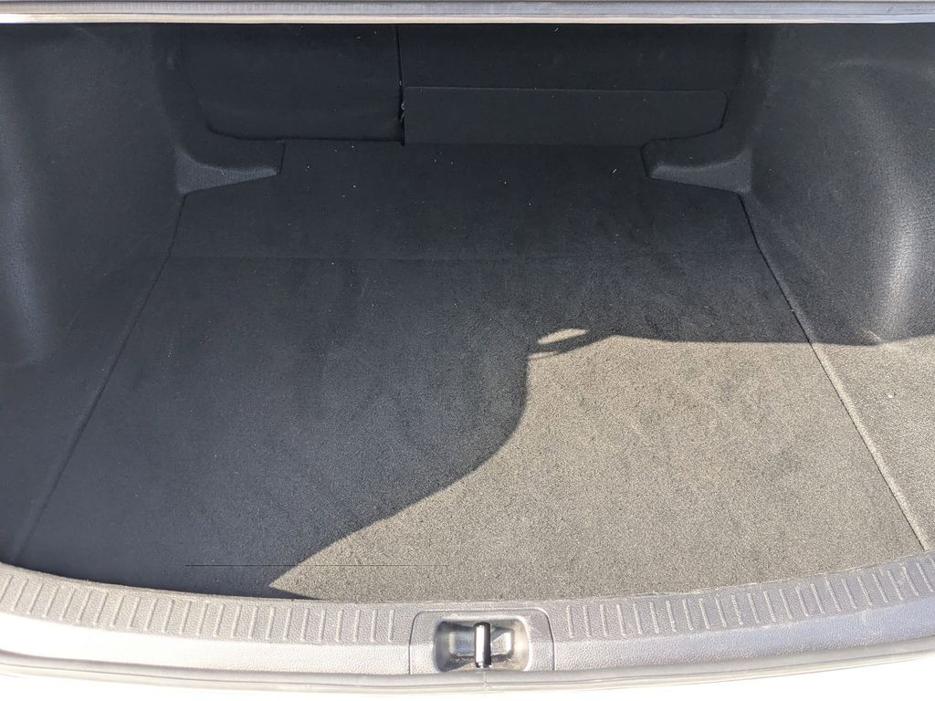 Thumbnail: 2024 Toyota Corolla - 28