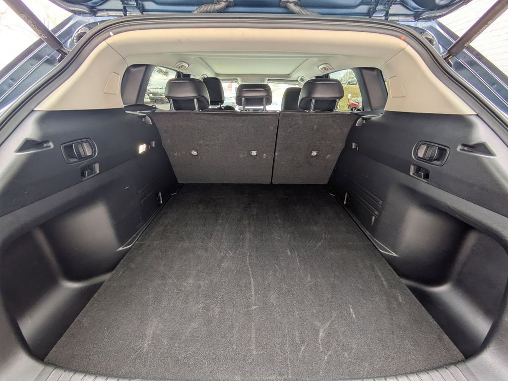 Thumbnail: 2025 Mazda CX-50 - 29