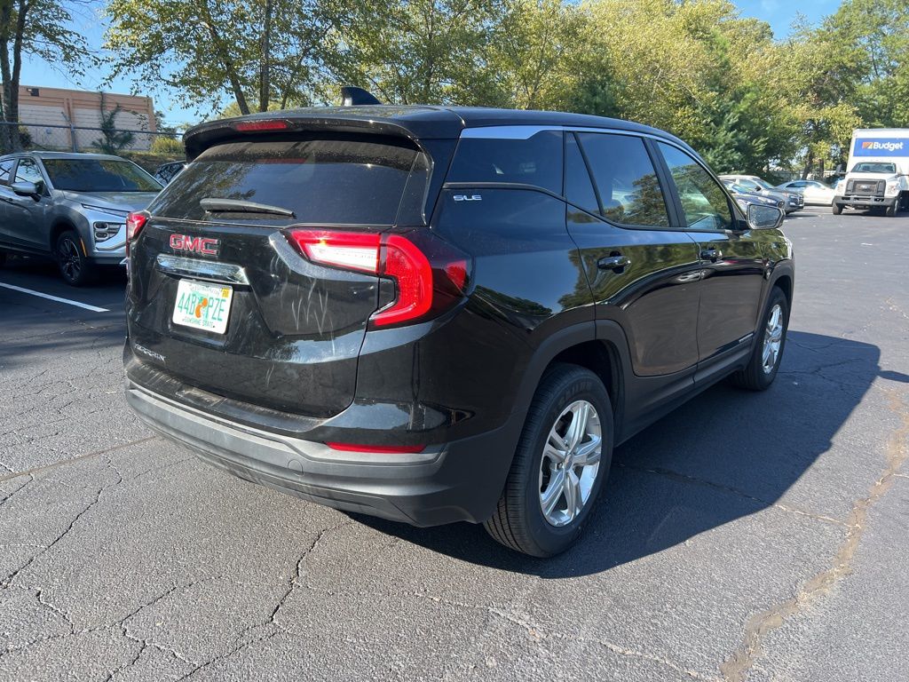 Thumbnail: 2024 GMC Terrain - 10