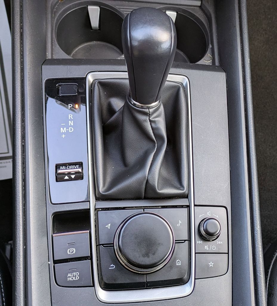 Thumbnail: 2025 Mazda CX-50 - 19