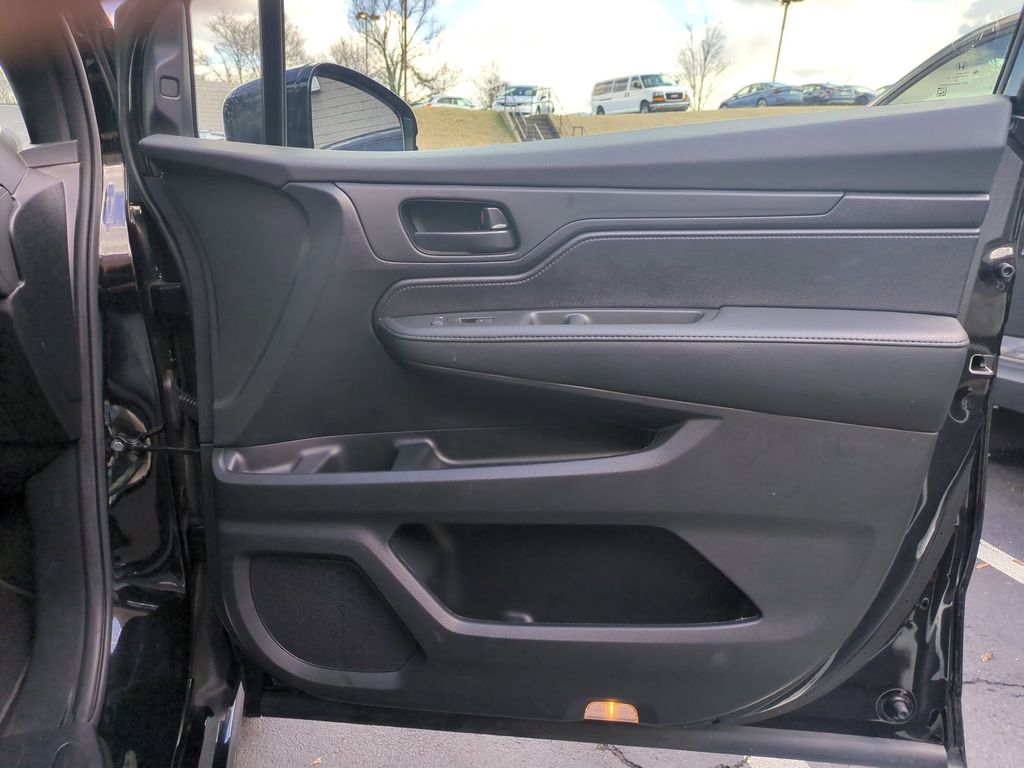 Thumbnail: 2025 Honda Odyssey - 34