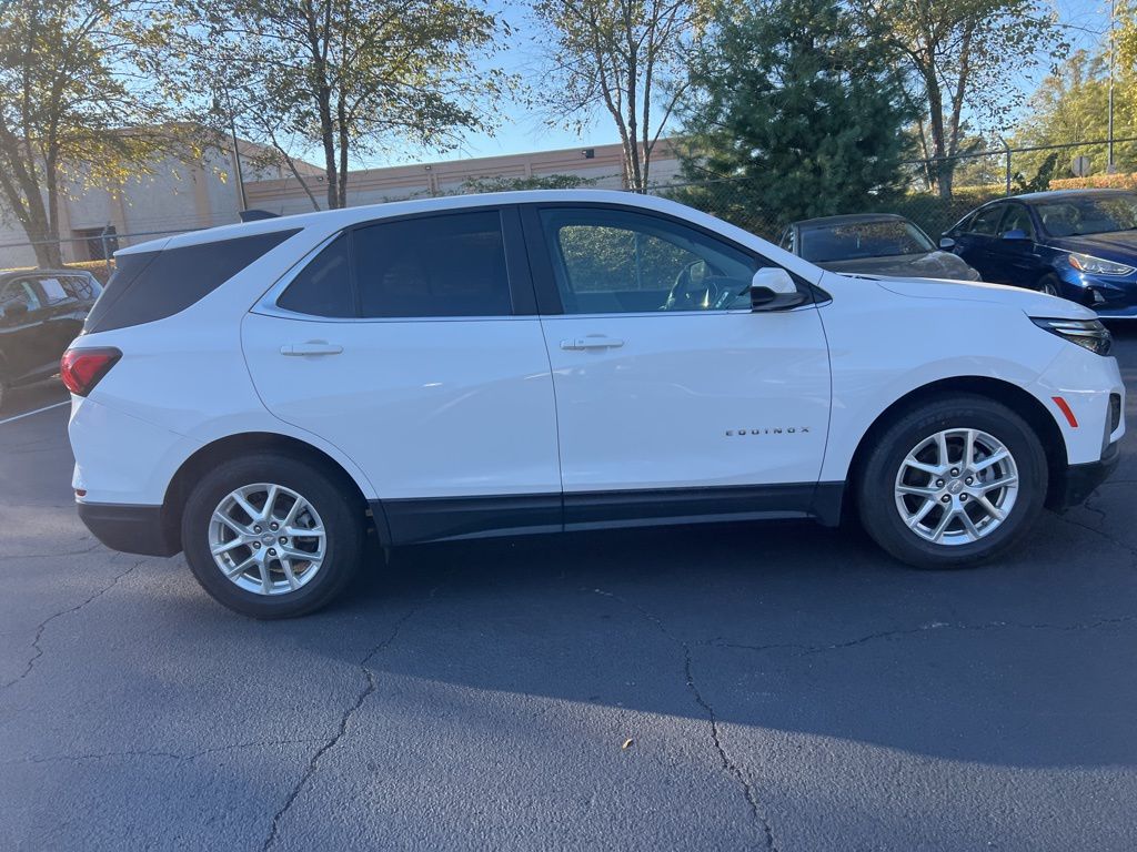 Thumbnail: 2023 Chevrolet Equinox - 10