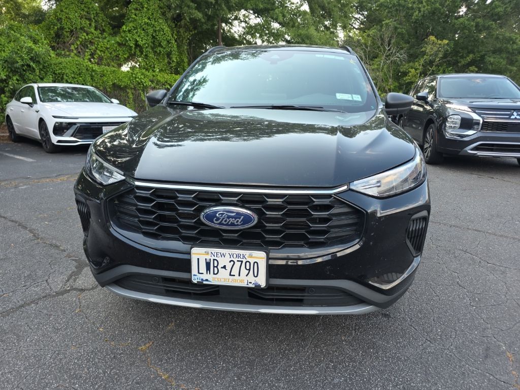 Thumbnail: 2025 Ford Escape - 2