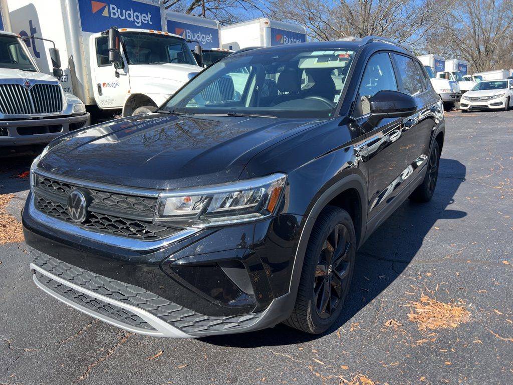 Thumbnail: 2024 Volkswagen Taos - 1