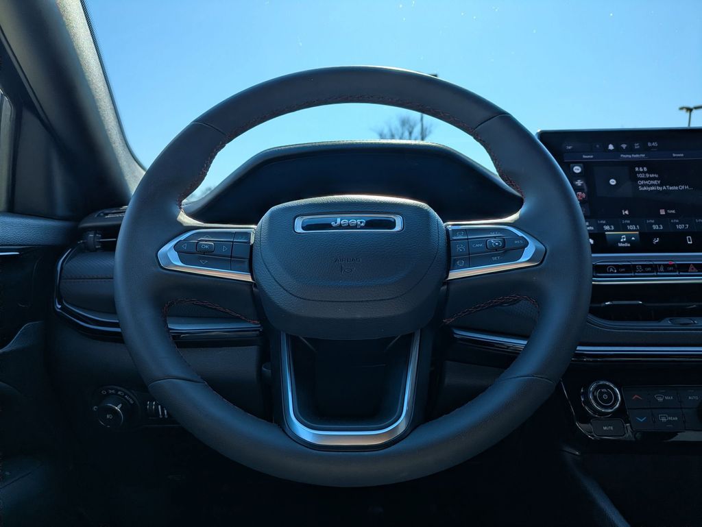 Thumbnail: 2025 Jeep Compass - 21