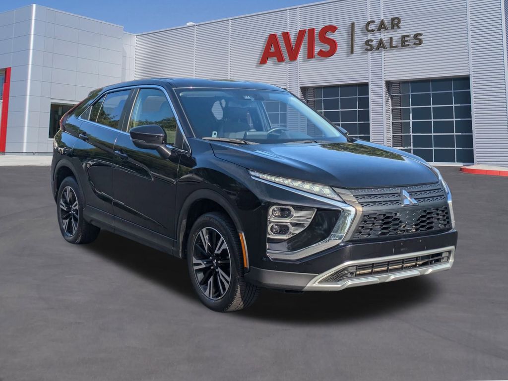 Thumbnail: 2024 Mitsubishi Eclipse Cross - 3
