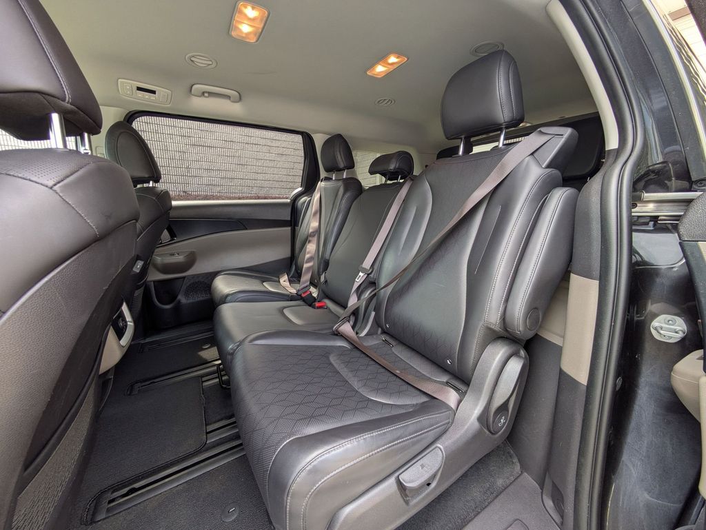 Thumbnail: 2025 Kia Carnival - 27