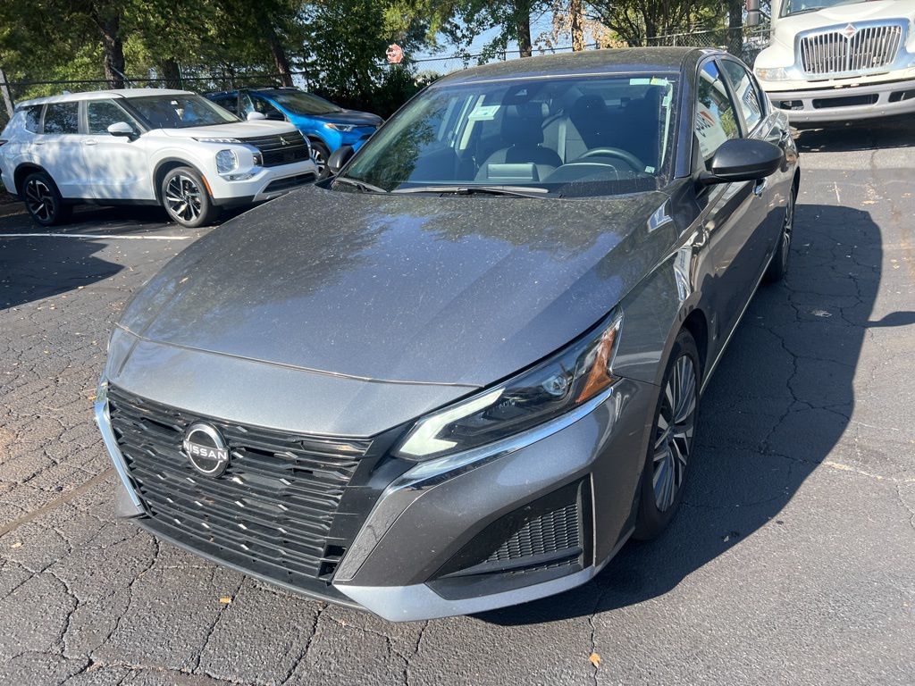 Thumbnail: 2024 Nissan Altima - 1