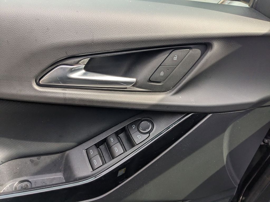 Thumbnail: 2025 Chevrolet Equinox - 23