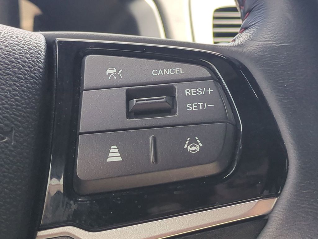 Thumbnail: 2025 Honda Odyssey - 22