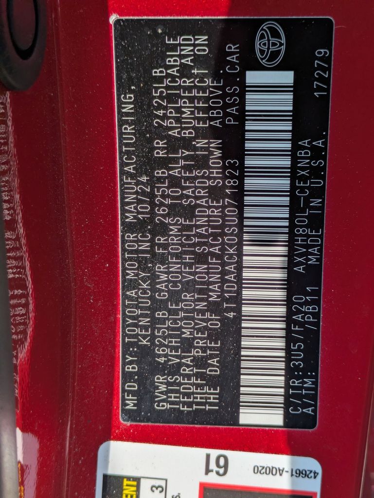 Thumbnail: 2025 Toyota Camry - 35