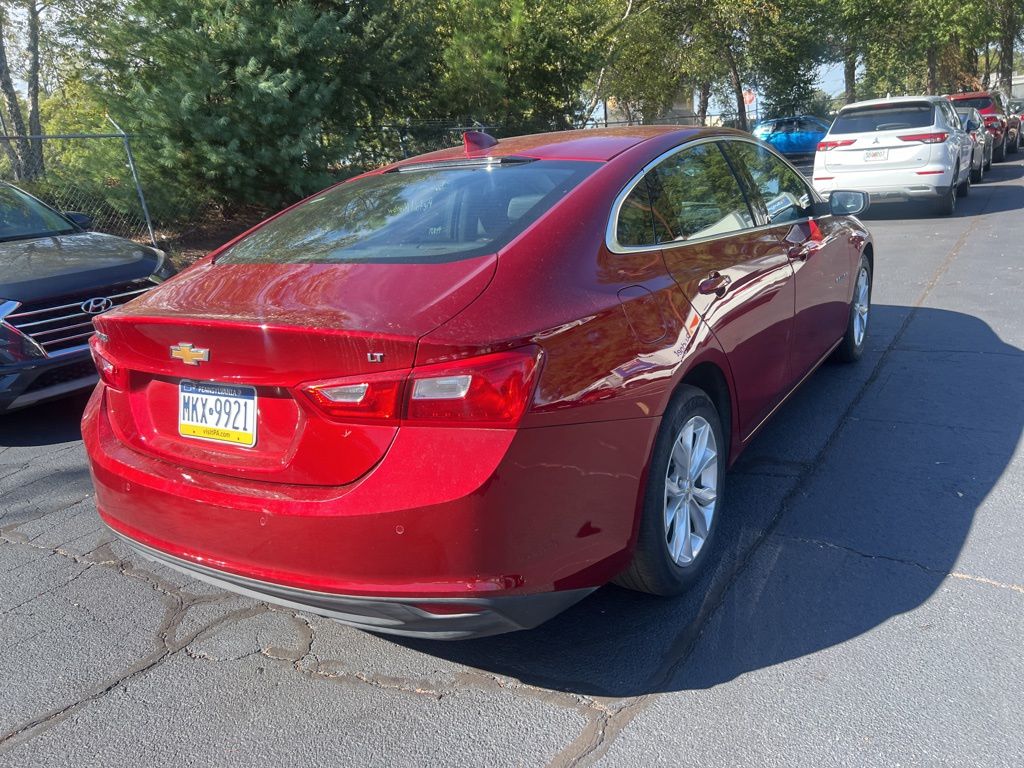 Thumbnail: 2024 Chevrolet Malibu - 9